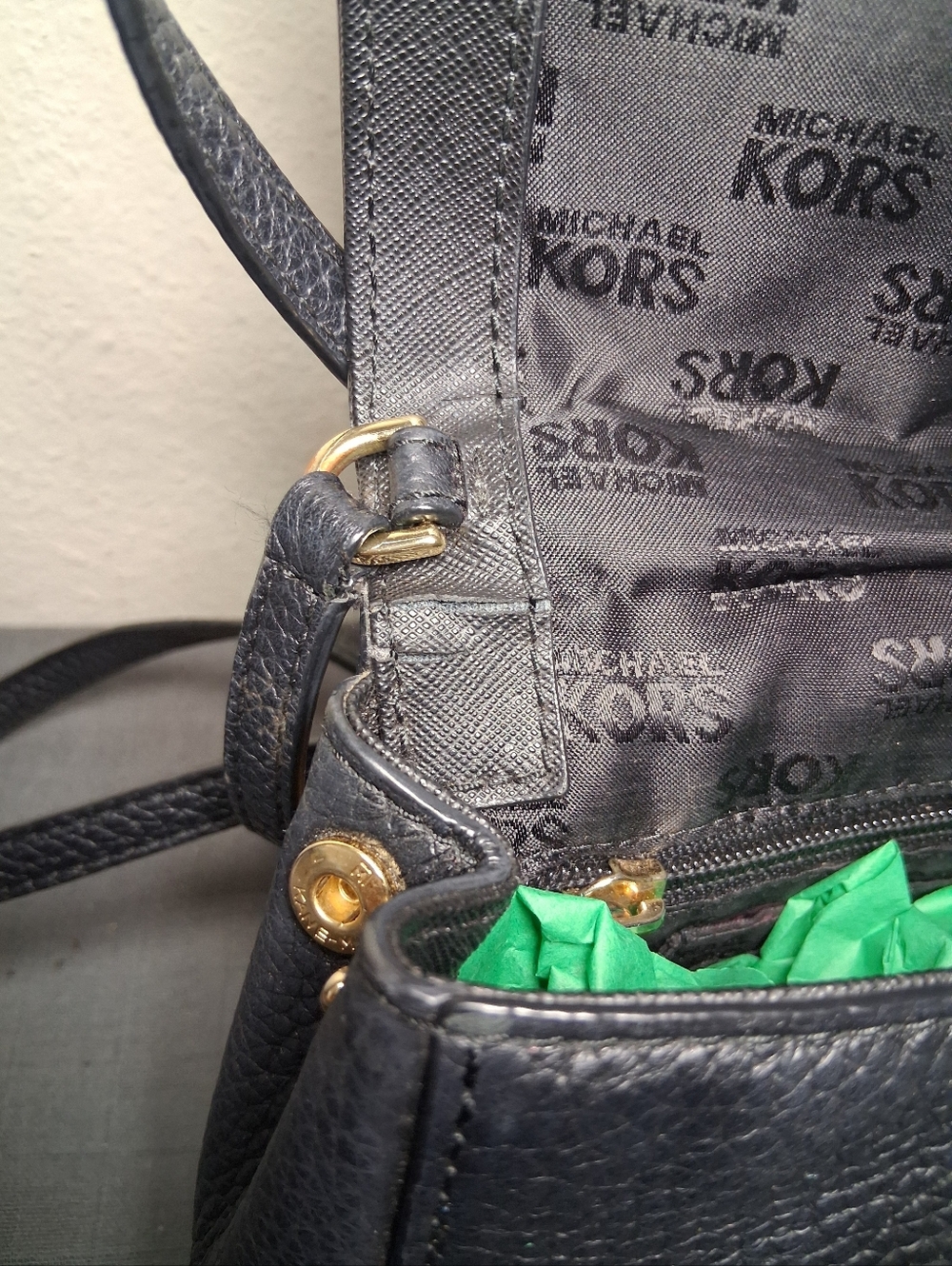 Michael Kors Small Callie Black Crossbody With Adjustable Strap - Picture 5 of 10